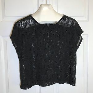 Forever 21 Lace Short Sleeve Top